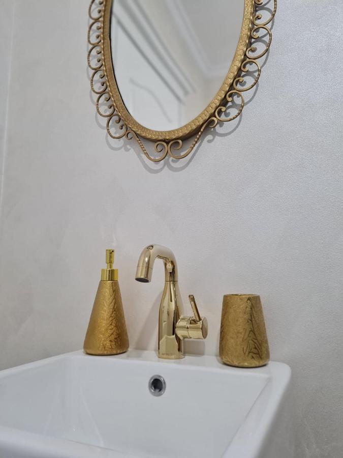 Apartament Larysse Oradea Exterior foto