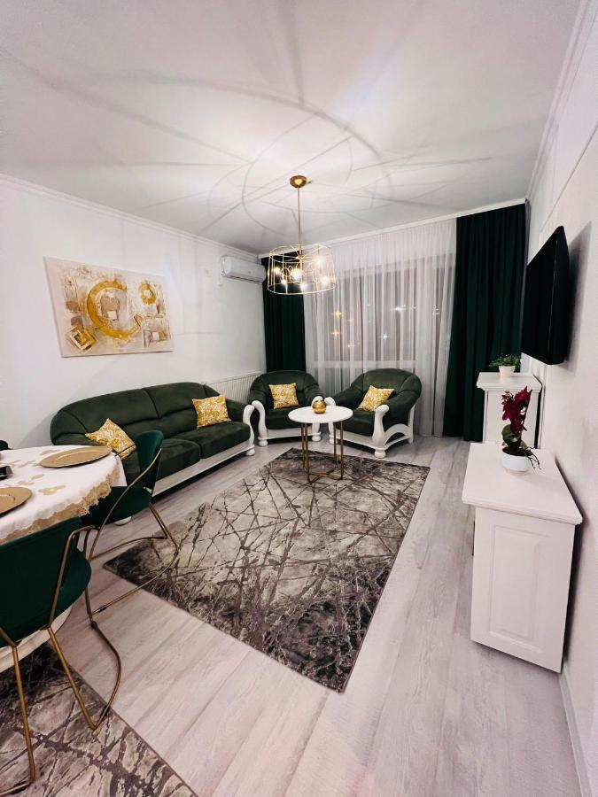 Apartament Larysse Oradea Exterior foto